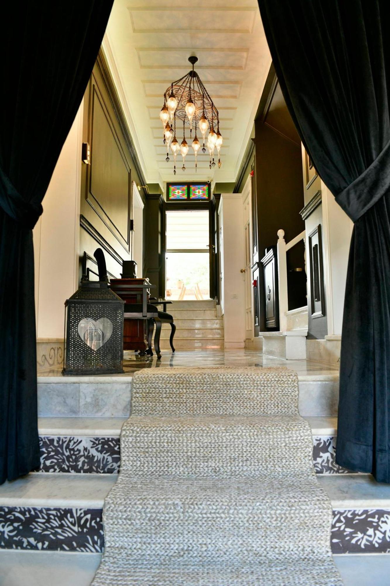 Hotel Siyah Lale Cunda 1841 (Adults Only) Ayvalı Esterno foto