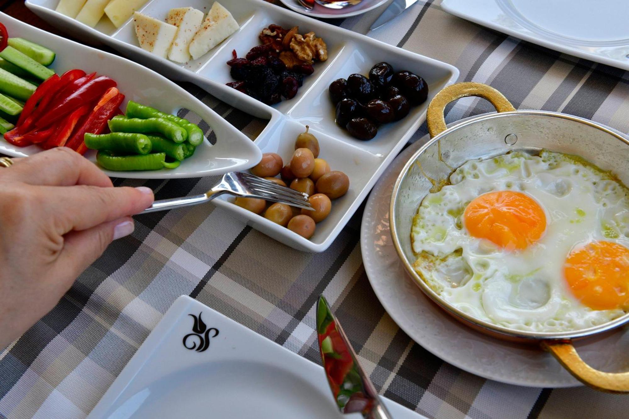 Hotel Siyah Lale Cunda 1841 (Adults Only) Ayvalı Esterno foto