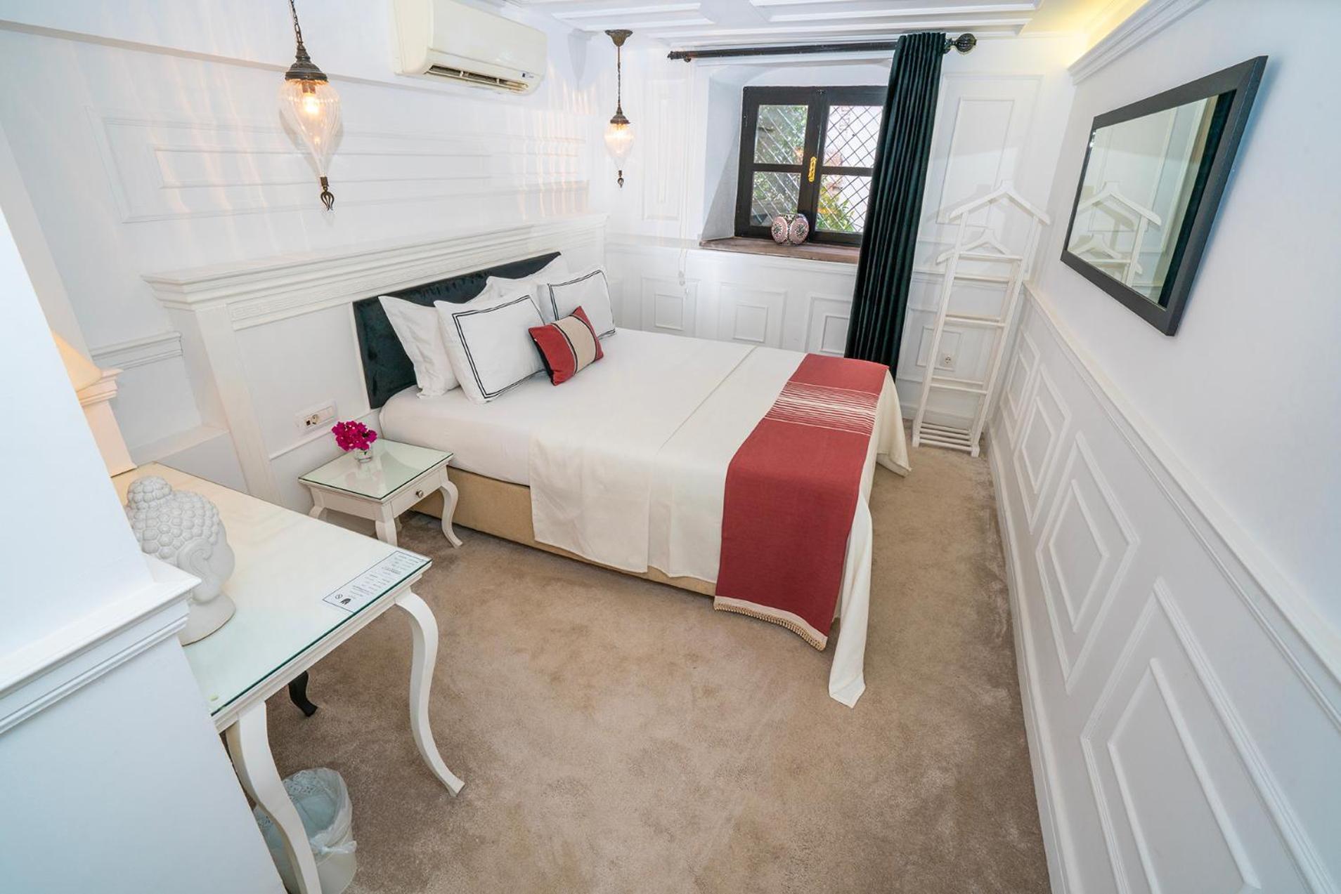 Hotel Siyah Lale Cunda 1841 (Adults Only) Ayvalı Esterno foto