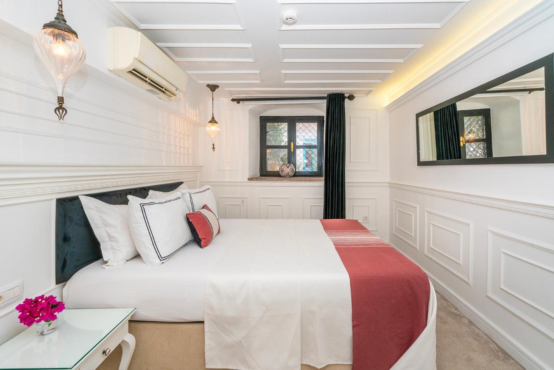 Hotel Siyah Lale Cunda 1841 (Adults Only) Ayvalı Esterno foto