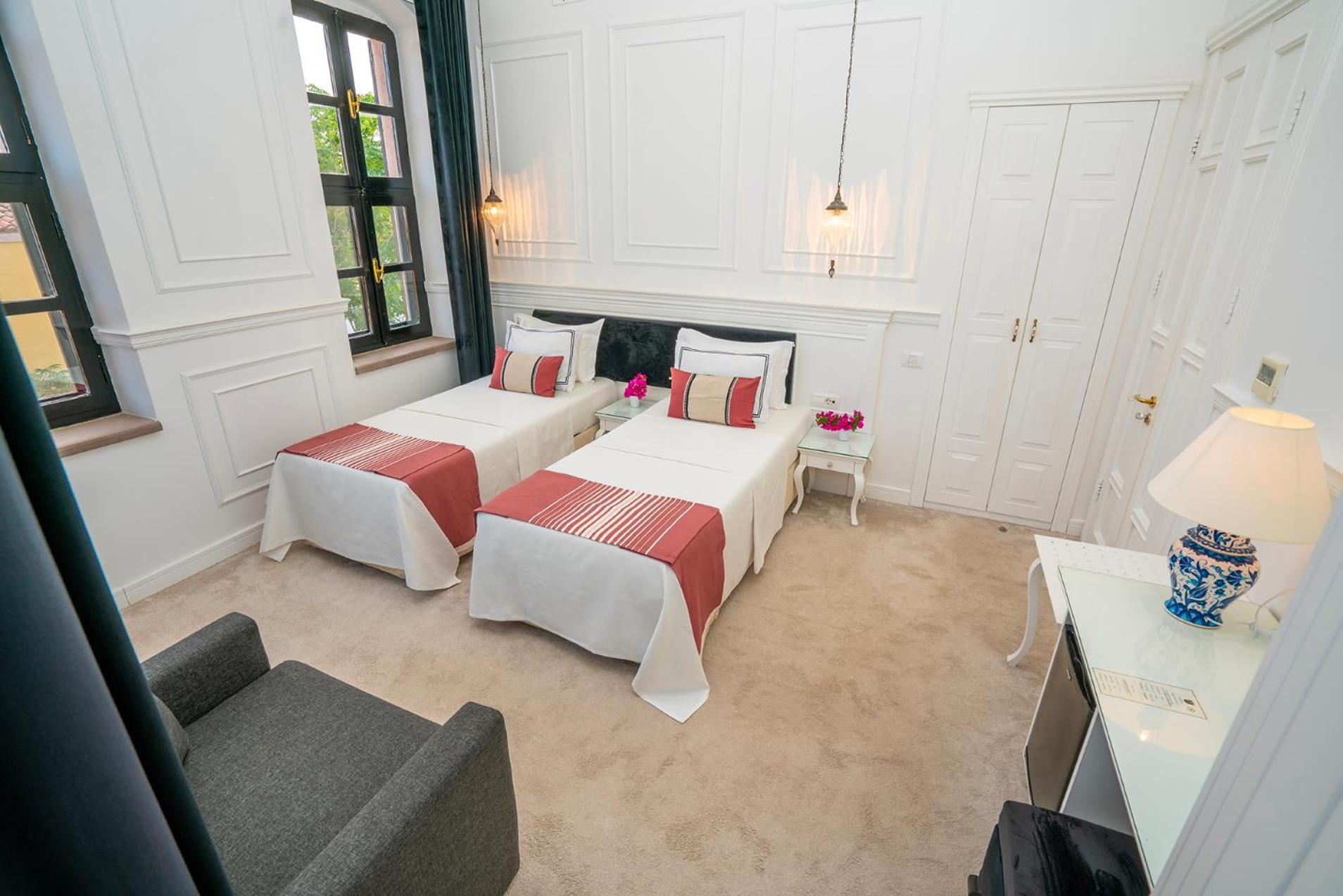 Hotel Siyah Lale Cunda 1841 (Adults Only) Ayvalı Esterno foto