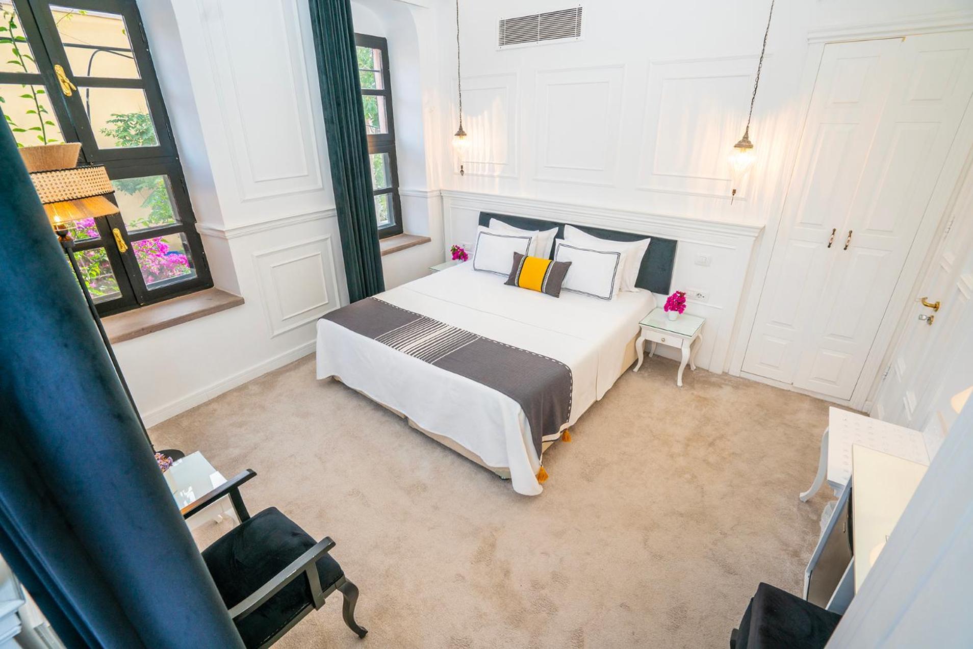 Hotel Siyah Lale Cunda 1841 (Adults Only) Ayvalı Esterno foto