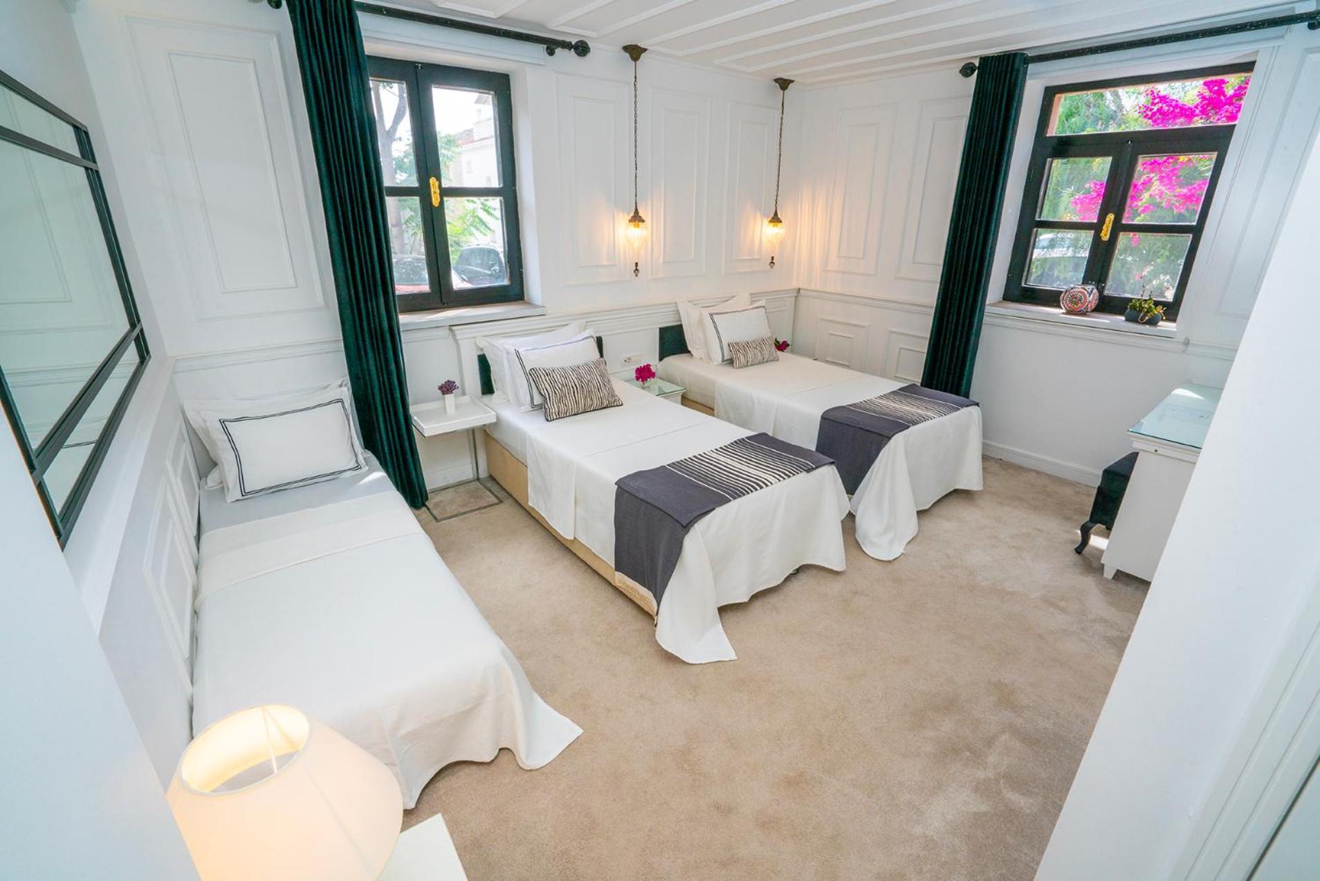 Hotel Siyah Lale Cunda 1841 (Adults Only) Ayvalı Esterno foto